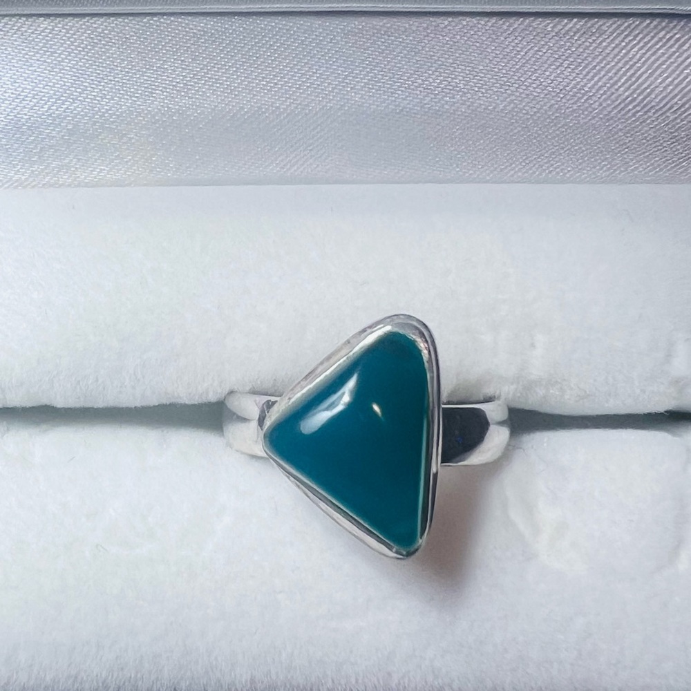 Green onyx ring